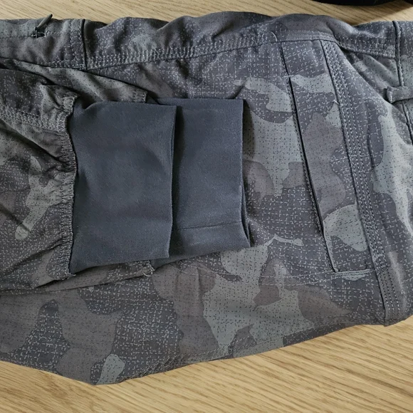prAna Sky Canyon Jogger Pants Women’s 8 Gray Camo Zip Pockets Hiking - Picture 15 of 16